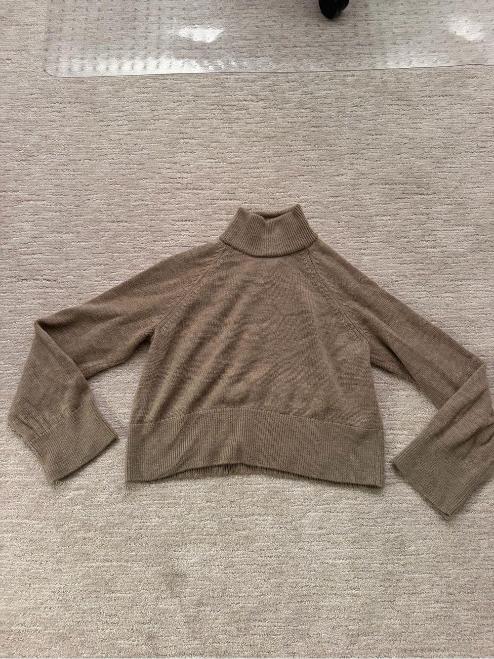 Quince Taupe merino wool cropped Turtleneck Sweater S - Picture 3 of 7